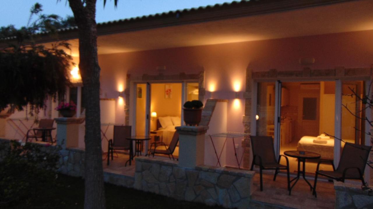 New Studios Mazis Liapades Bagian luar foto